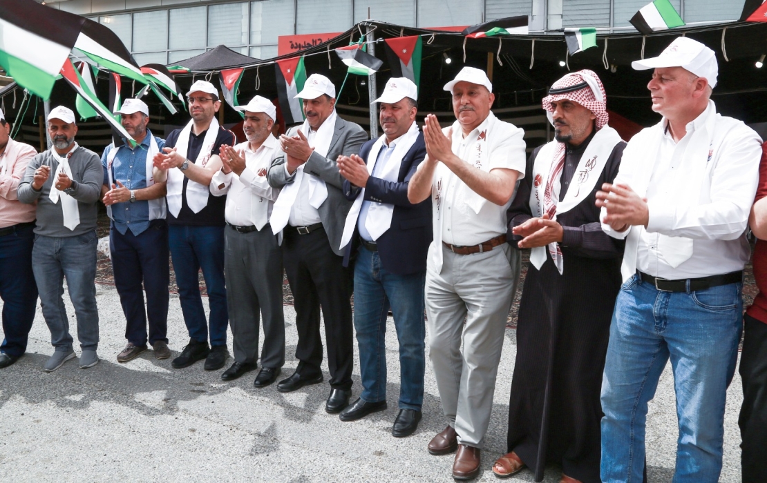 شركة الكهرباء الأردنية تحتفل بزفاف سمو ولي العهد
