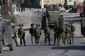 عاجل - إذاعة الجيش الإسرائيلي: مسلحون أطلقوا النار على حاجز عسكري قرب جنين