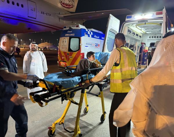 الإمارات تستقبل الدفعة 14 من أطفال غزة الجرحى ومرضى السرطان