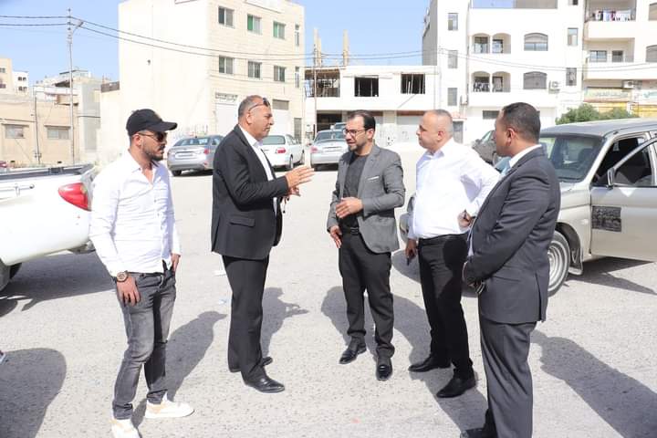 رئيس بلدية الرصيفة يطلع على واقع الشوارع في منطقة التطوير الحضري بمحافظة الزرقاء