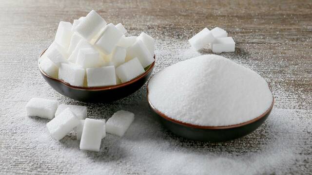 روسيا تفرض حظرًا مؤقتًا على تصدير جميع منتجات السكر
