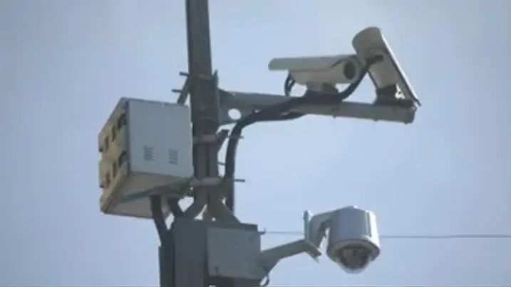  امانة عمان توضح حول وجود كاميرات مخالفة حزام الامان واستخدام الهاتف