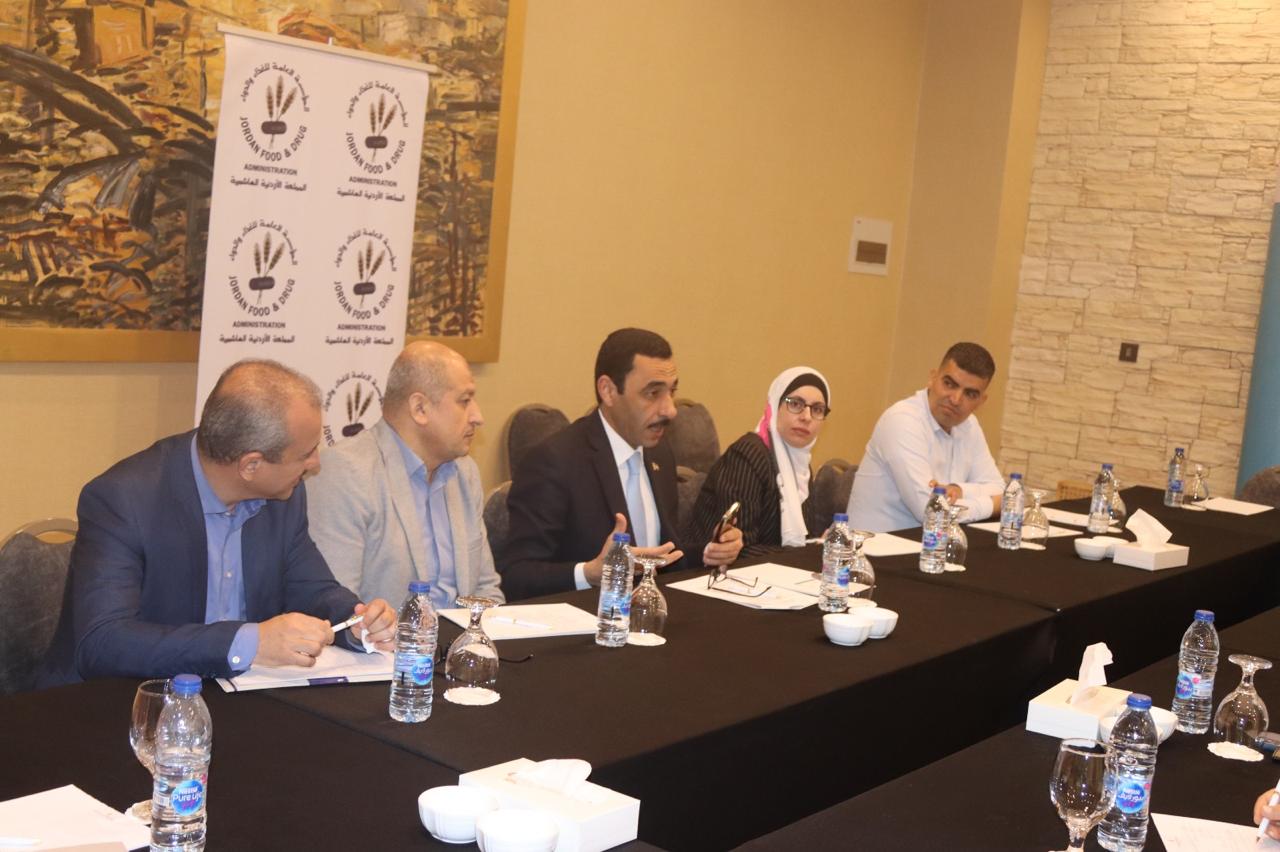 مهيدات ورئيس هيئة سلامة الغذاء المصرية يبحثان سبل تعزيز التعاون المشترك