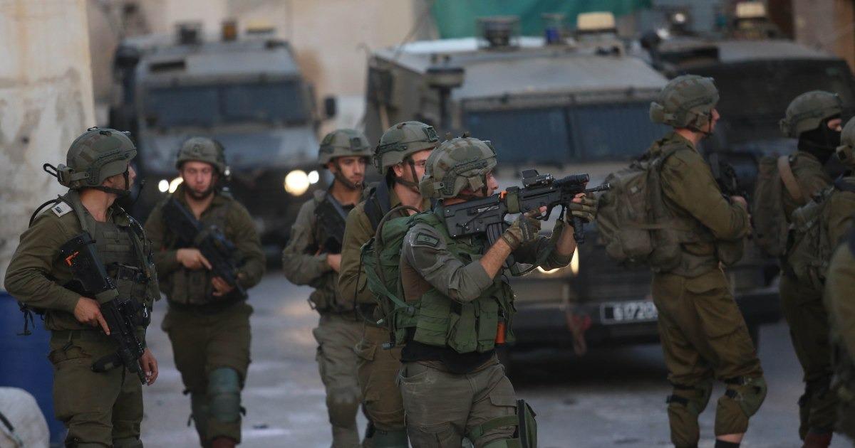 قوات إسرائيلية تقتحم نابلس ومقاومون يشتبكون معها