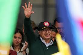 الرئيس الكولومبي: نتنياهو مرتكب إبادة جماعية 