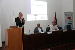 محاضرة تفاعلية في جامعة الزيتونة تحت عنوان 