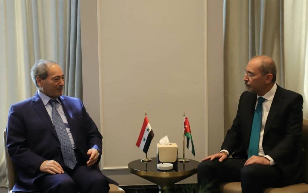 وزير الخارجية يبحث مع نظيره السوري جهود وقف العدوان الإسرائيلي على غزة