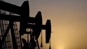 تراجع أسعار النفط وبرنت يسجل 83.34 دولار للبرميل
