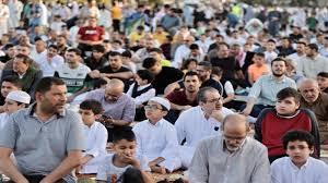 الأردنيون يؤدون صلاة عيد الأضحى في جميع المحافظات 