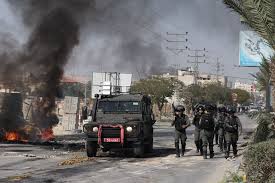 إذاعة جيش الاحتلال: منفذ العملية يحمل الجنسية الإسرائيلية