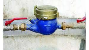 المسلماني : فصل المياه عن المواطنين دون إشعار مسبق هدفه تحصيل 10 دنانير 