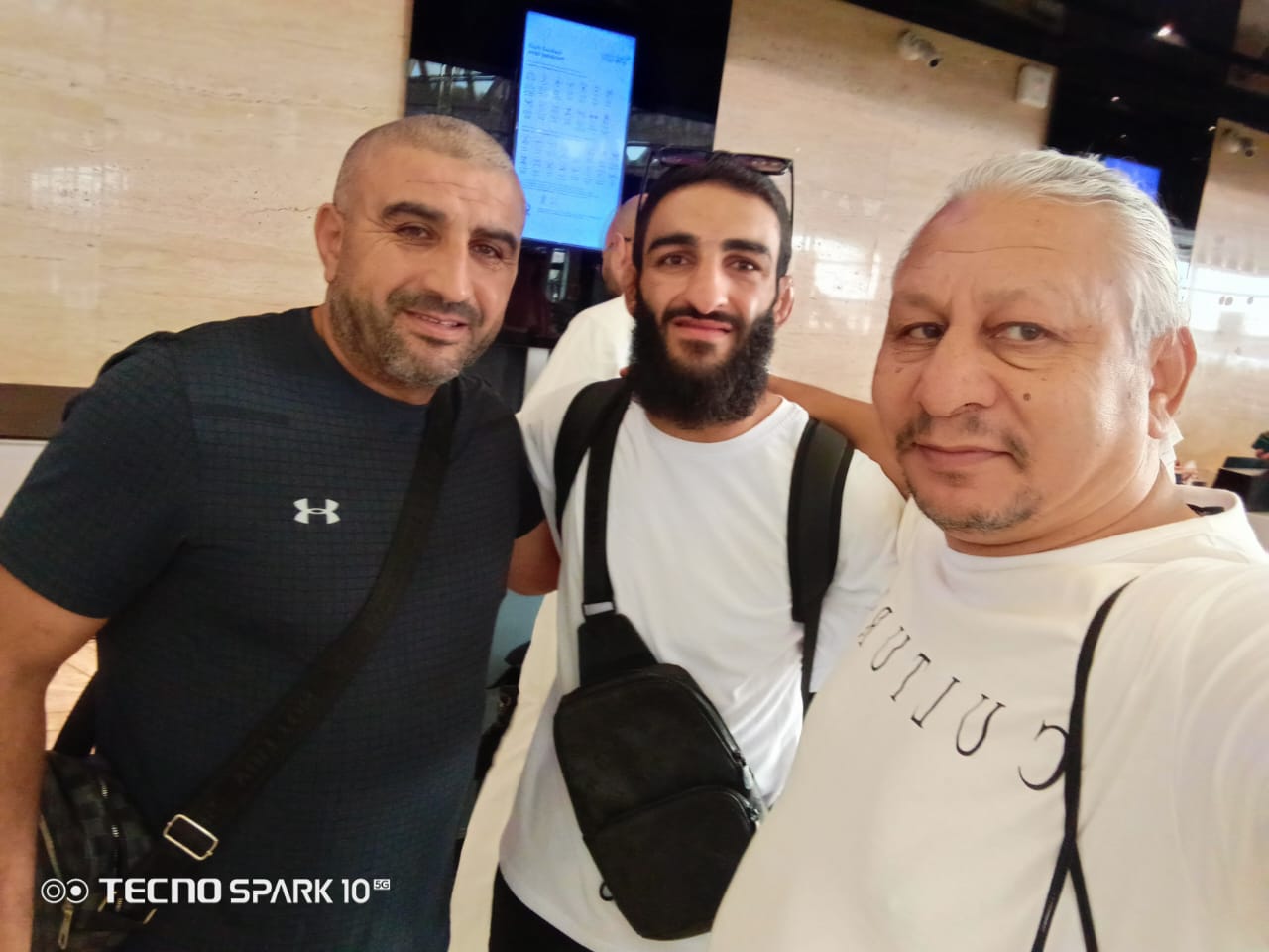 البطل حياصات يستعد لنهائي بطولة PFL بمعسكر في تايلاند