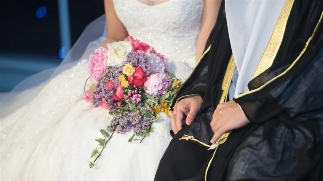378 رجلا  إماراتي تزوج الثانية العام الماضي