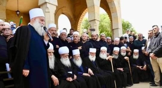 عاجل - شيخ عقل طائفة الموحدين الدروز في لبنان: نؤكد رفضنا لمخططات تفتيت سوريا وهويتنا عربية إسلامية