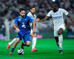 الهلال يخطف فوزاً قاتلاً من الفتح