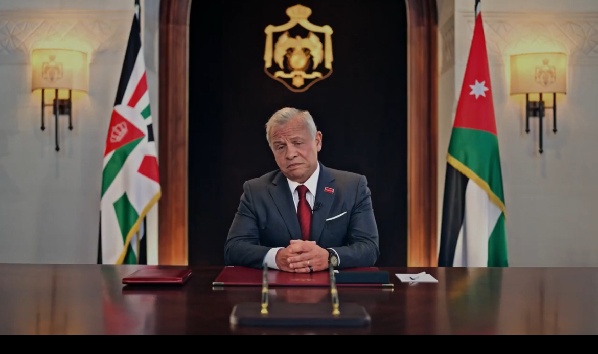 عاجل-الملك: أفتخر وأعتز بكم فالأردن قوي بهمتكم التي لا تلين 