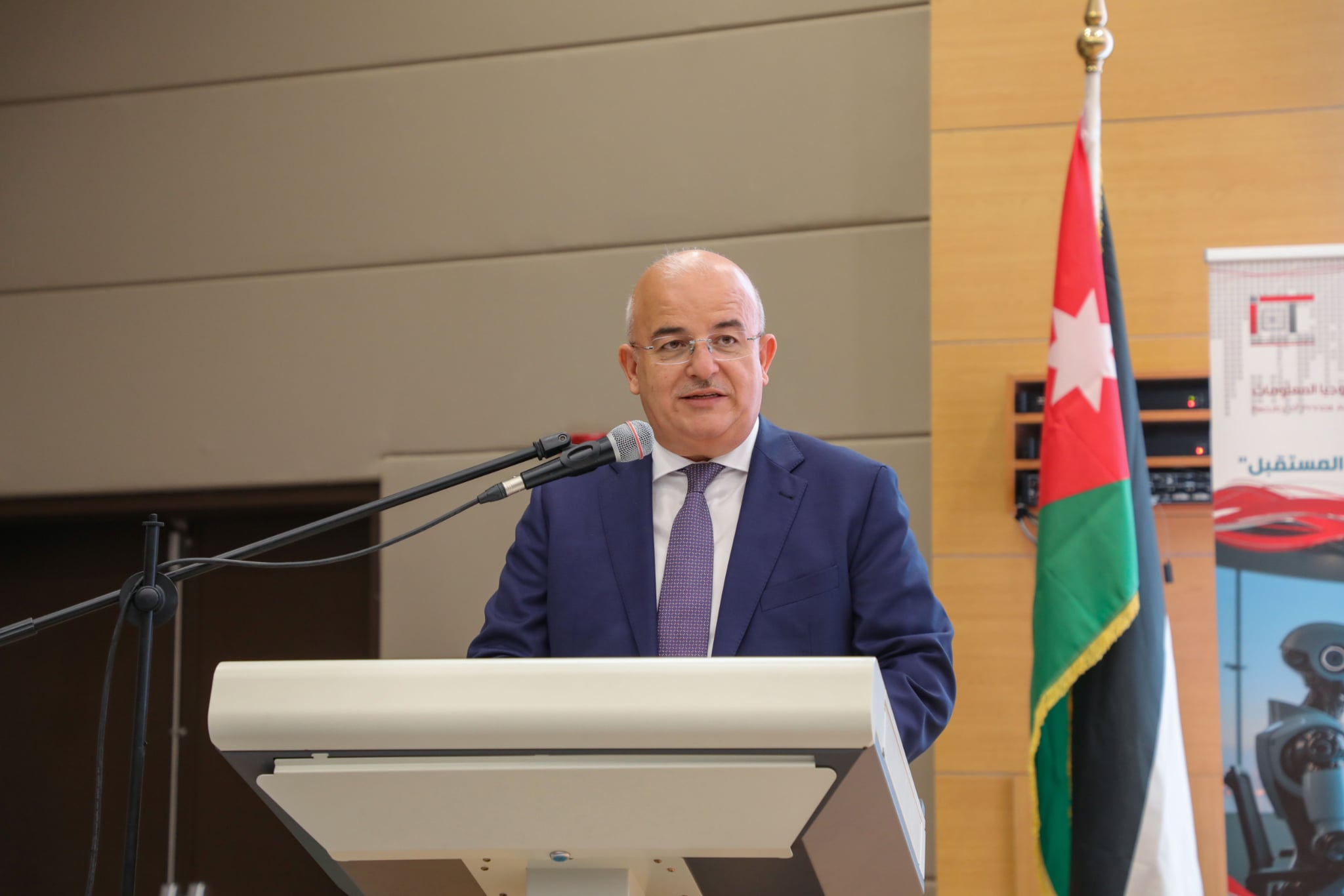 الجامعة الهاشمية تحتفي بالمناسبات الوطنية بيوم علمي حول الذكاء الاصطناعي وتكنولوجيا المستقبل