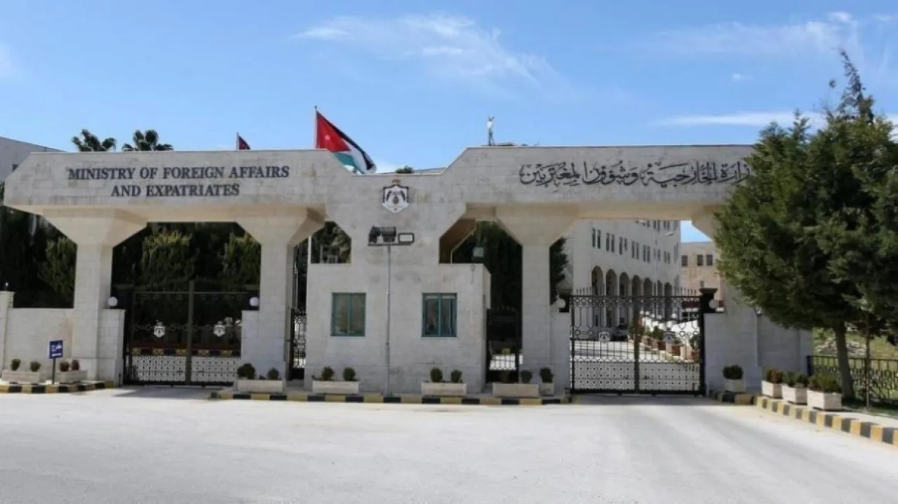 عاجل- الأردن يدين بأشد العبارات، قرار إسرائيل، القوة القائمة بالاحتلال في الضفة الغربية، بالموافقة على بناء ٢٢ مستوطنة جديدة 