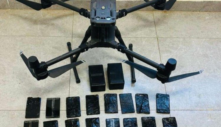 عاجل-المنطقة العسكرية الجنوبية تحبط محاولة تهريب مواد مخدرة بواسطة طائرتين مسيّرتين