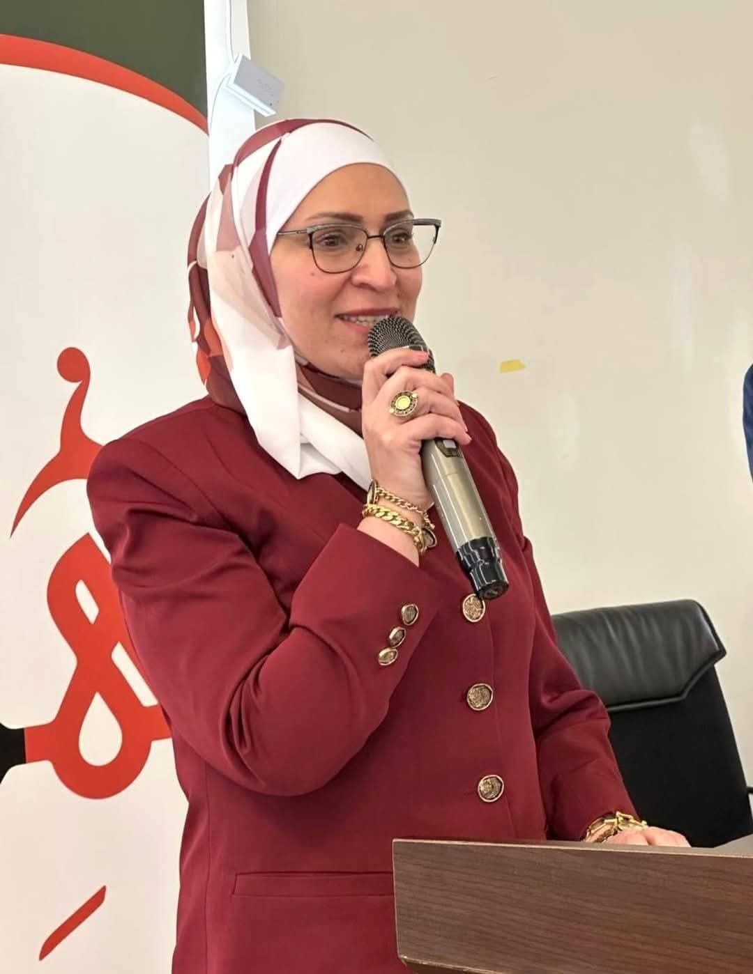 جلسة حوارية سياسية في إربد برعاية المهندس أنمار الخصاونة ومشاركة الجراح 