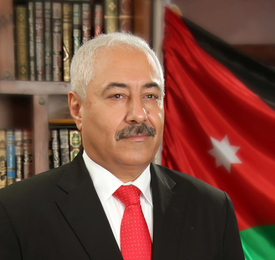 محمد داودية يكتب: الحاخام يبطش بالمرشد !!