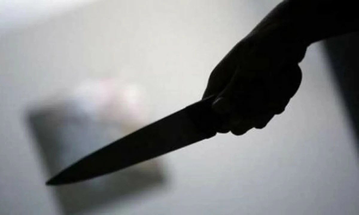 مجهولون يعتدون على ثلاثيني بادوات حادة في عمان