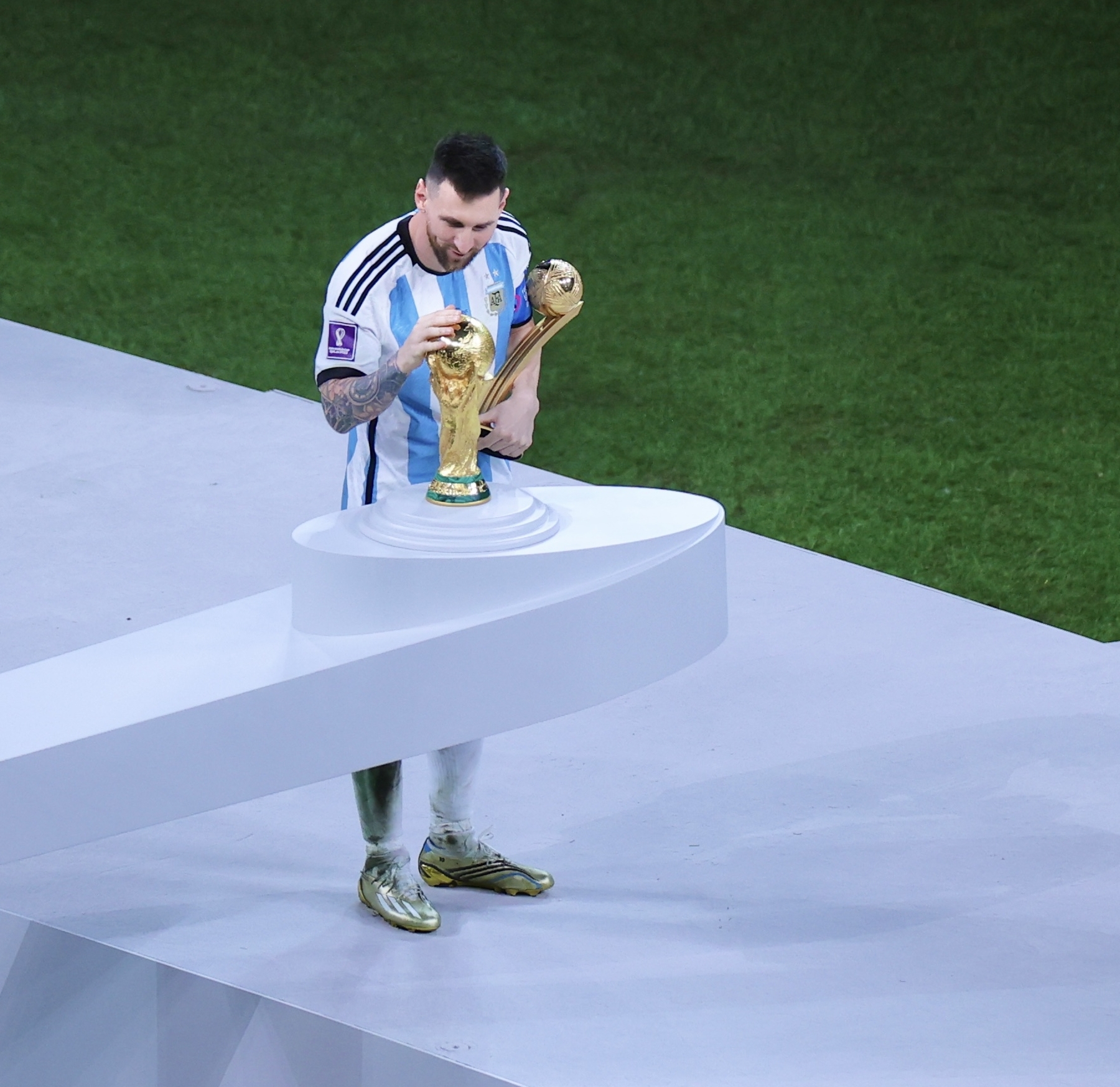 ميسي: الغموض يحيط بمشاركتي في كأس العالم 2026