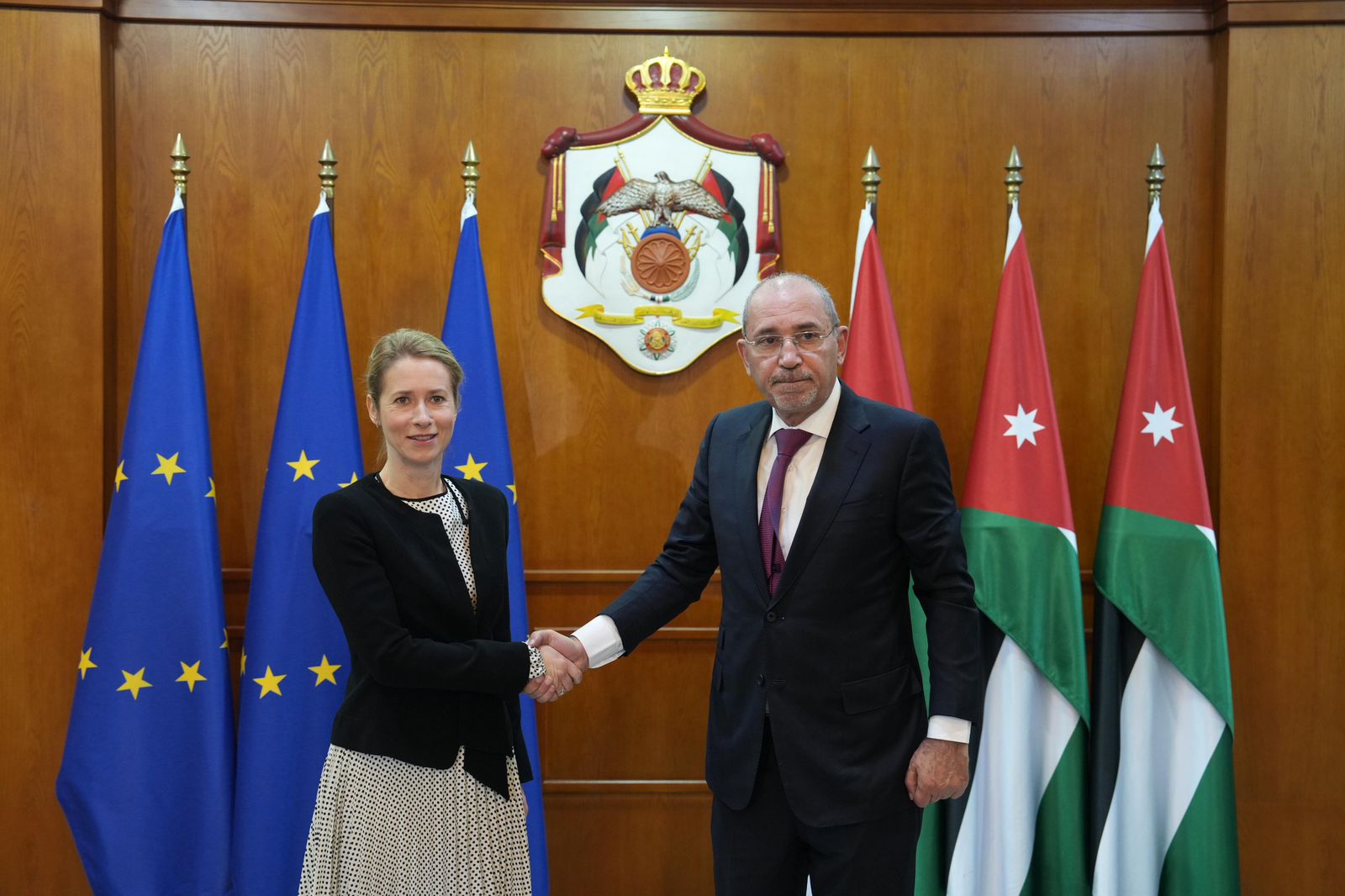 الصفدي يلتقي كالاس .. والملفات :