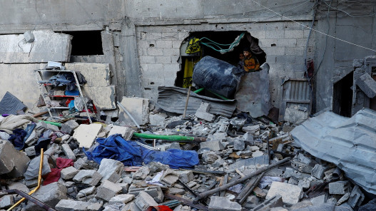 الاحتلال الإسرائيلي يواصل نسف مبانٍ في خان يونس