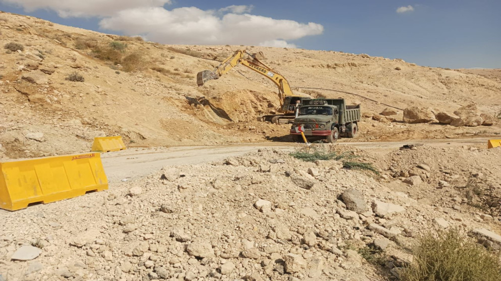 عاجل - إغلاق طريق الكرك- وادي الموجب لوجود انهيارات