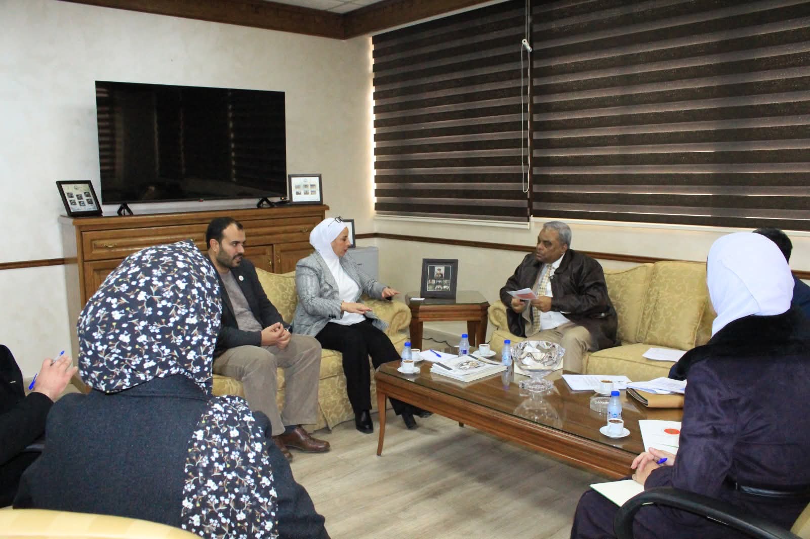 البريد الأردني وسفارة بنغلادش تبحثان سبل تعزيز التعاون المشترك