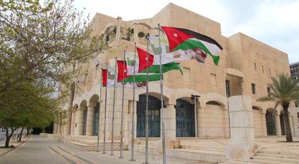 انهاء خدمات واحالات على التقاعد في أمانة عمان (أسماء)