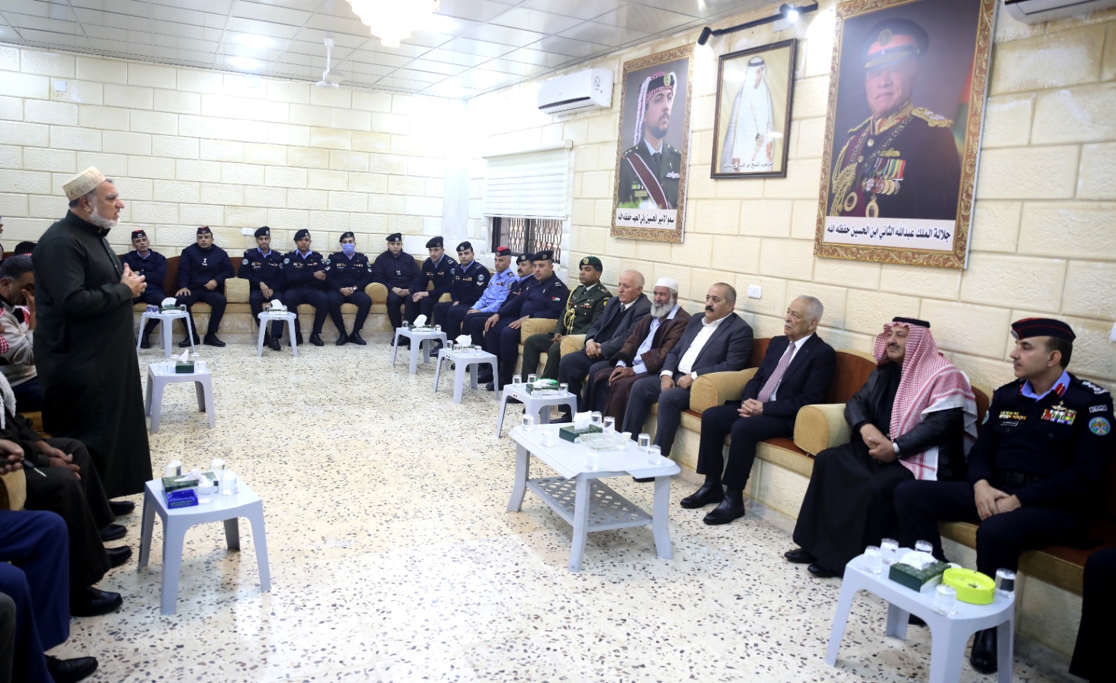 مندوبا عن الملك وولي العهد.. العيسوي يعزي الشلول والصبيحات والغزالي والعثمان