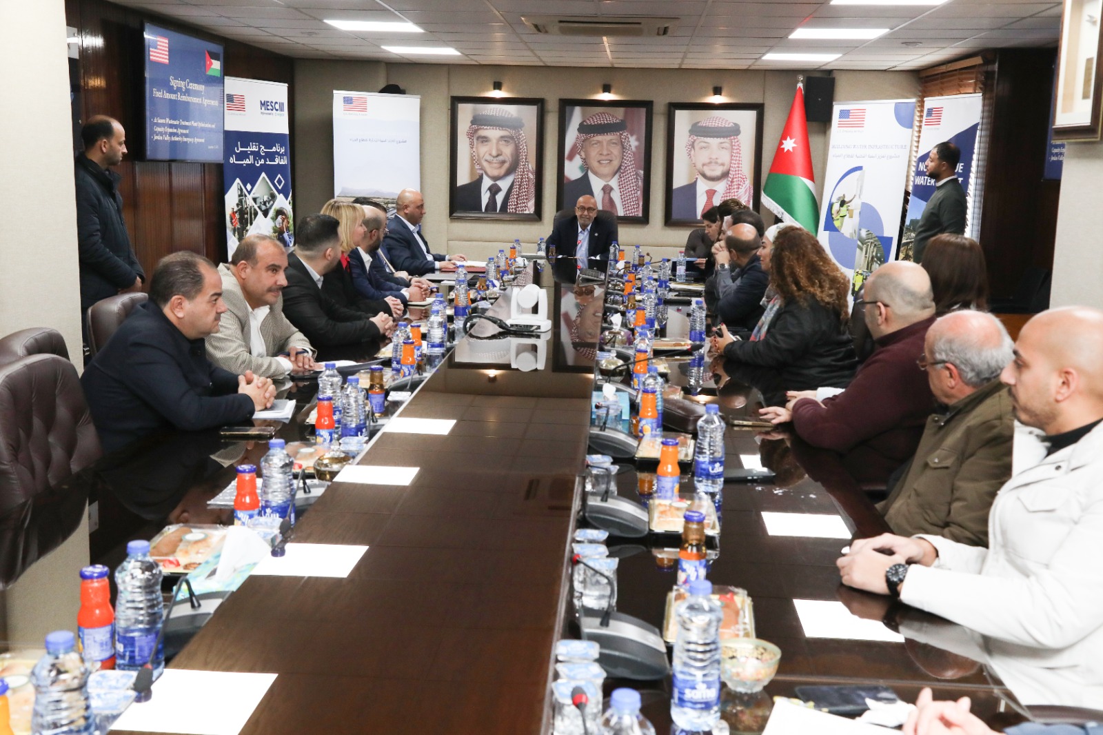 المياه : توقيع اتفاقيات مشروع توسعة محطة السمرا ومشروع تنفيذ الاجراءات العاجلة لتعزيز مصادر المياه في وادي الأردن بقيمة 46 مليون دولار