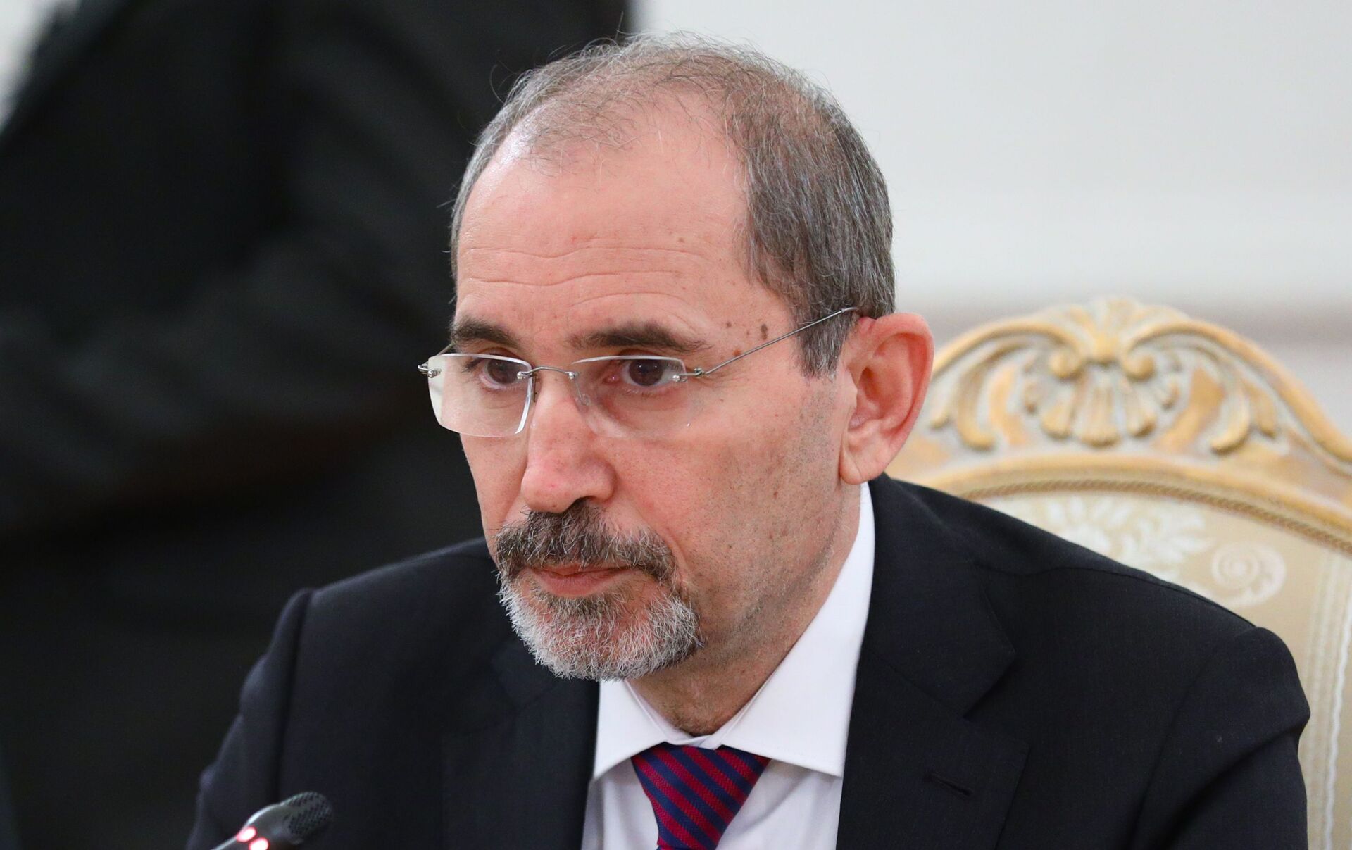 الصفدي: لاعبو النشامى فرسان رفعوا رأس الأردن عاليًا