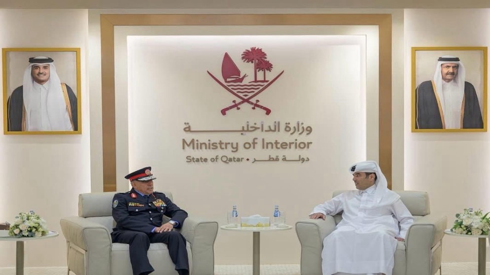 مدير الأمن العام الأردني يزور قطر لتعزيز التعاون الأمني وتبادل الخبرات بين البلدين