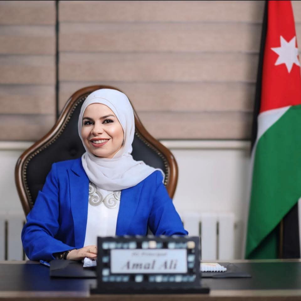 أمل العلي تكتب : تعفّن الدماغ… مسؤولية تربوية لا يمكن تجاهلها