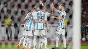 إصابة لاعب منتخب الأرجنتين بالشلل