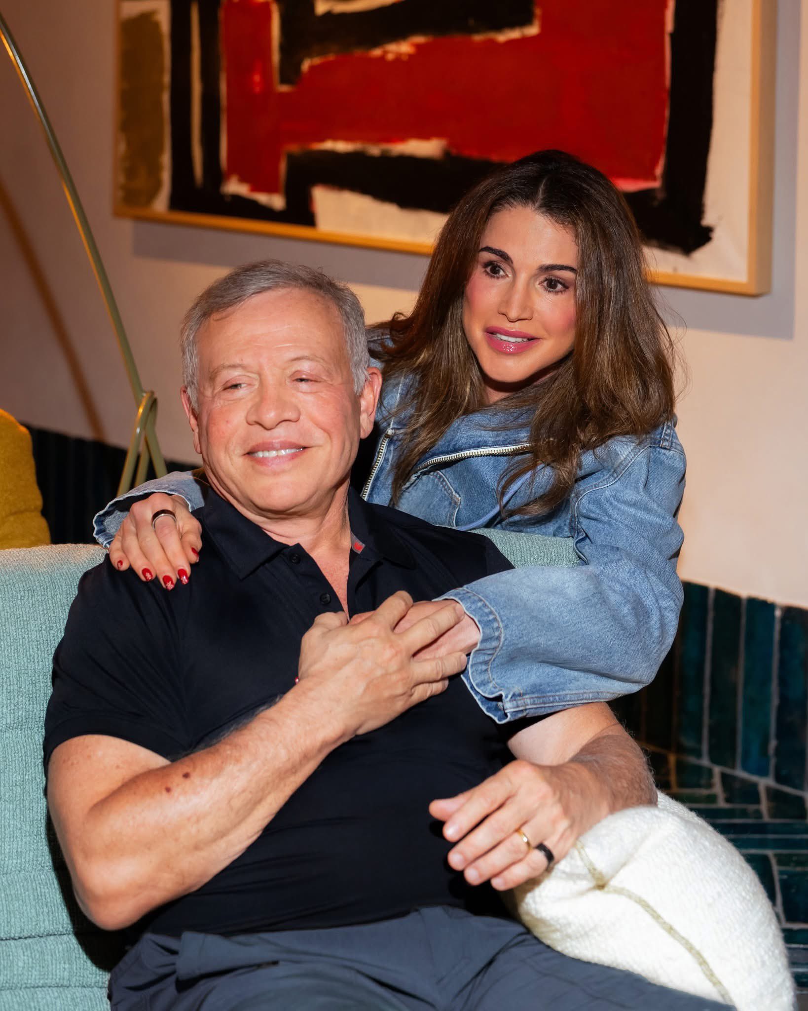 عاجل- الملكة: برفقة سيدنا أحلى ختام لعام مضى، وأجمل بداية لعام جديد. كل عام وأنتم بخير وسلام