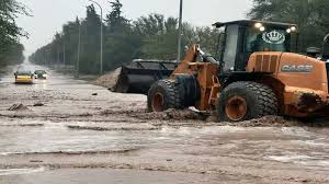 محافظ المفرق يتفقد البؤر الساخنة في ظل الأحوال الجوية السائدة