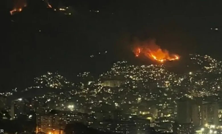 عاجل - فنزويلا : انفجارات تهز كاراكاس وتحليق مكثف للطائرات الحربية