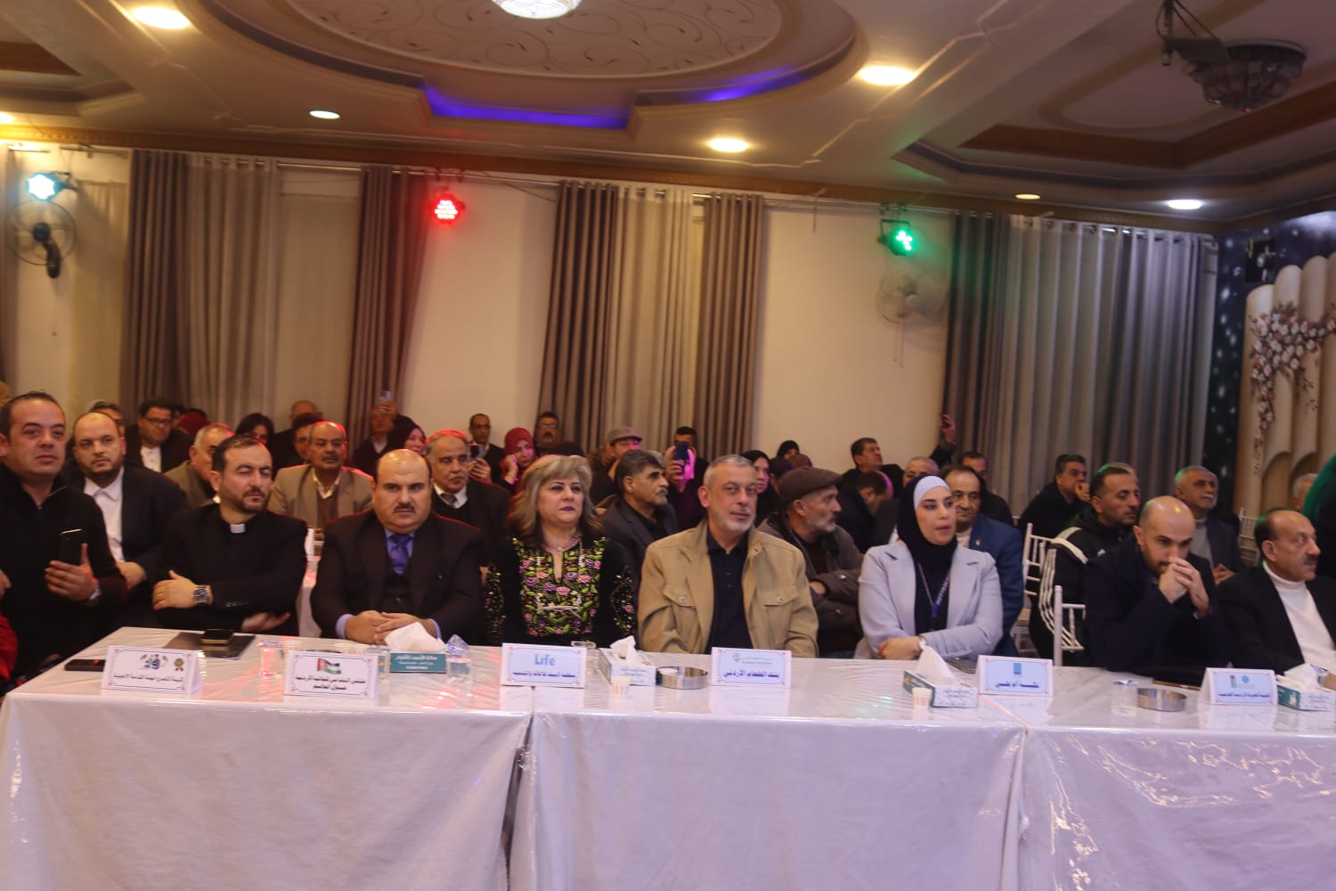 المجلس المحلي لمركز أمن النصر يكرّم رواد العمل الخيري والتطوعي في لواء ماركا