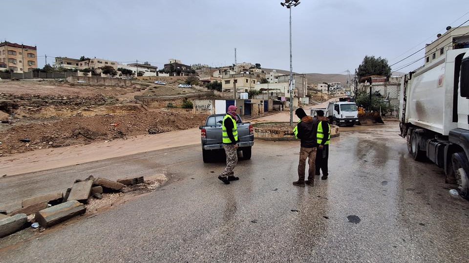 بلدية الهاشمية: إغلاق شارعين في منطقة أبو الزيغان احترازيا