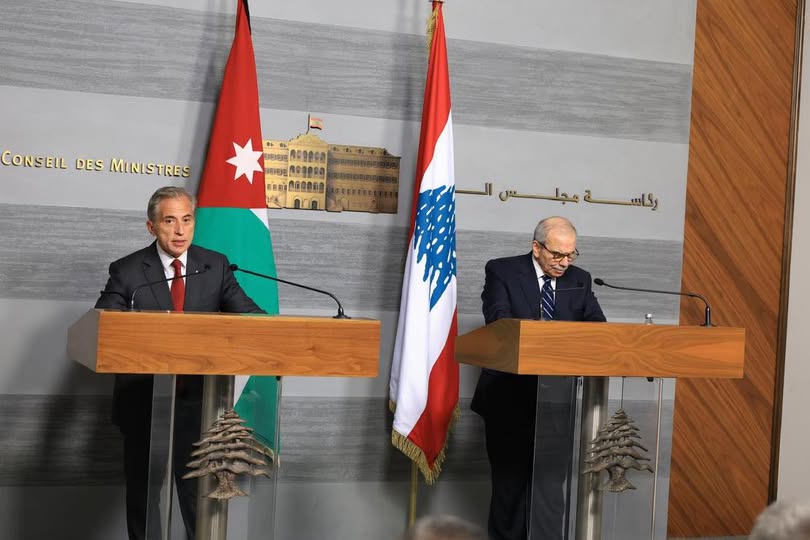 تصريحات صحفيَّة لرئيس الوزراء الدكتور جعفر حسَّان ونظيره اللُّبناني الدكتور نوَّاف سلام عقب انتهاء اجتماع اللَّجنة العُليا الأردنيَّة - اللُّبنانيَّة المشتركة بدورتها الثَّامنة في بيروت