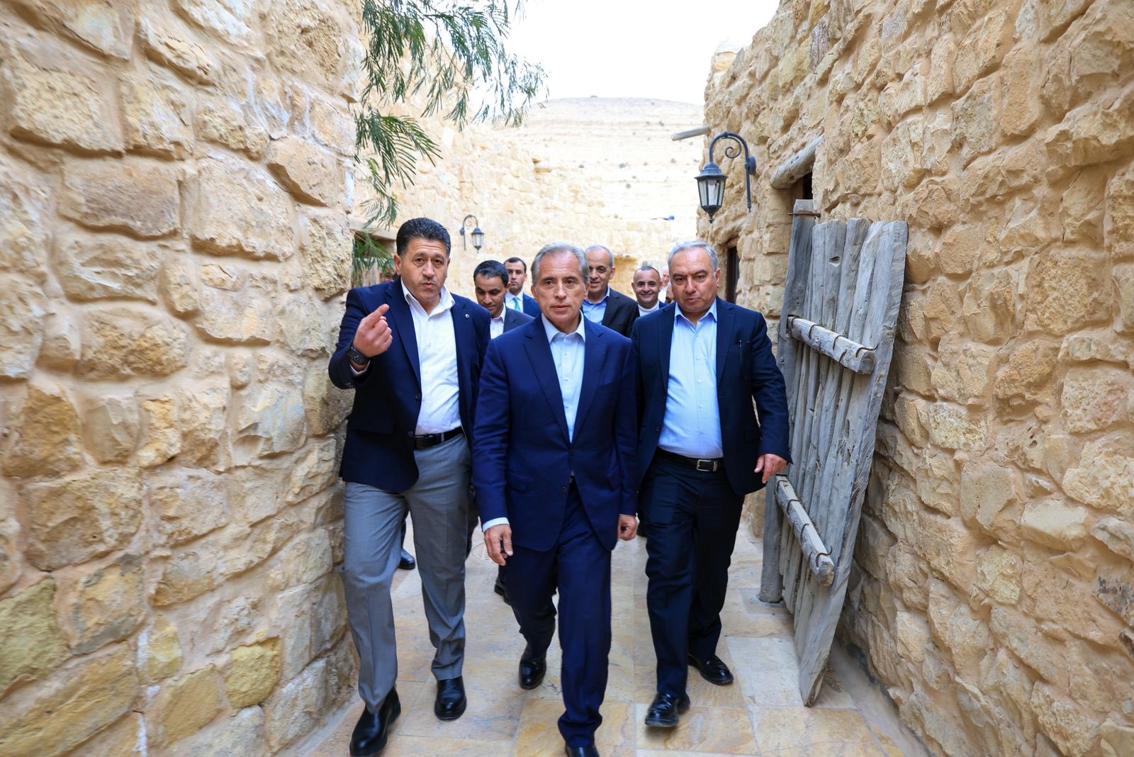 حسَّان يزور فندق ومنتجع حياة زمان في لواء البترا