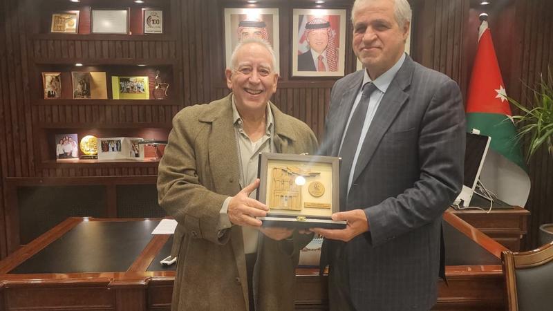 الطيران المدني والملكية الأردنية تبحثان سبل تعزيز التعاون لدعم الناقل الوطني