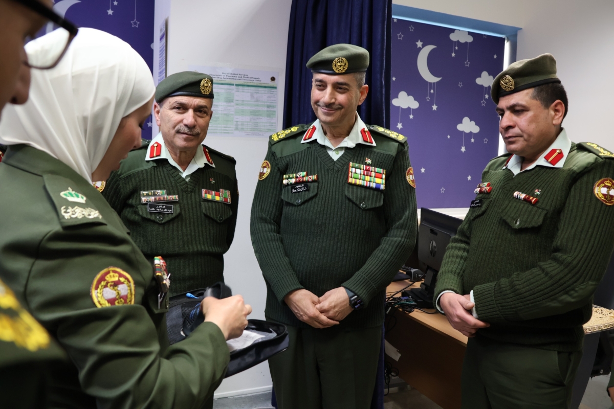 مدير عام الخدمات الطبية الملكية يفتتح مختبر النوم القسري للأطفال