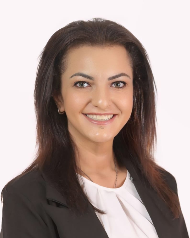 شيرين قسوس تكتب: لماذا يجب تحرير الدين من السياسة