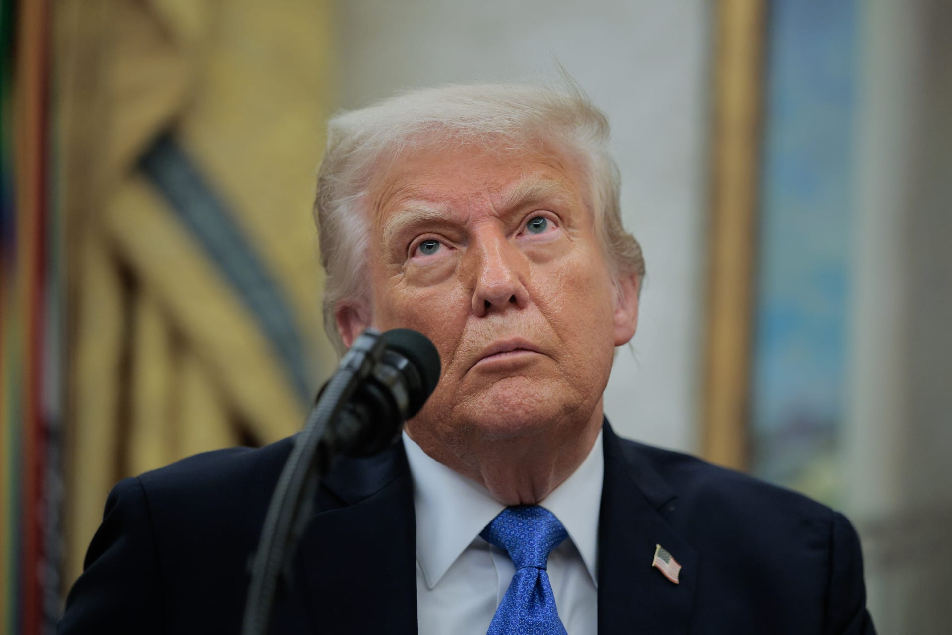 ترامب يؤكد وجود محادثات مع إيران.. سنرى ما يمكن فعله