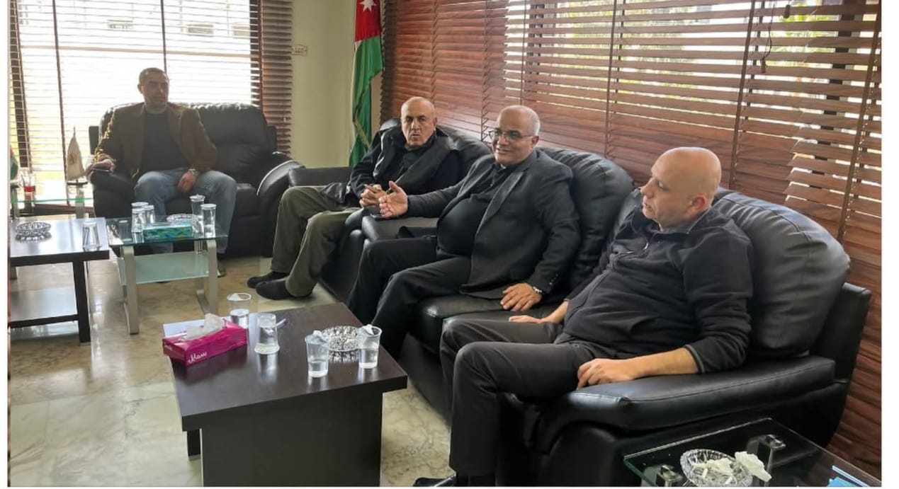 نقابة الصحفيين والاتحاد الإعلامي الرياضي يبحثان استعدادات التغطية الإعلامية لمشاركة المنتخب الوطني في مونديال 2026